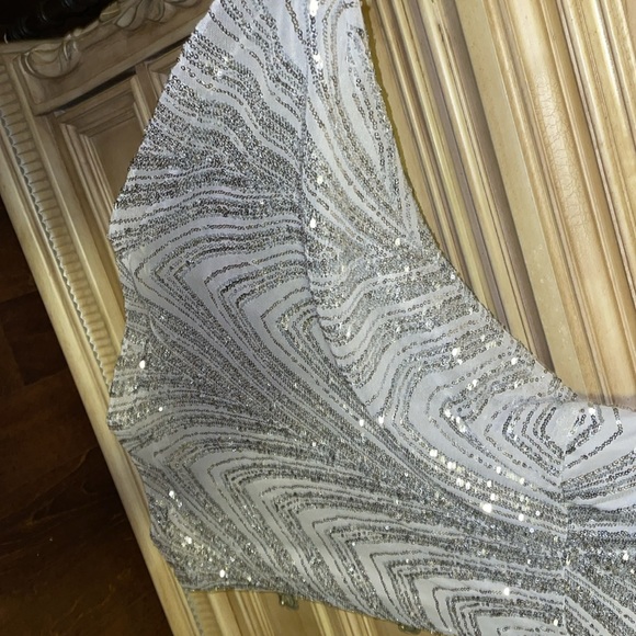 NWT from Macy’s Dress sequence silver 
Juniors size 5/6 - Picture 8 of 16